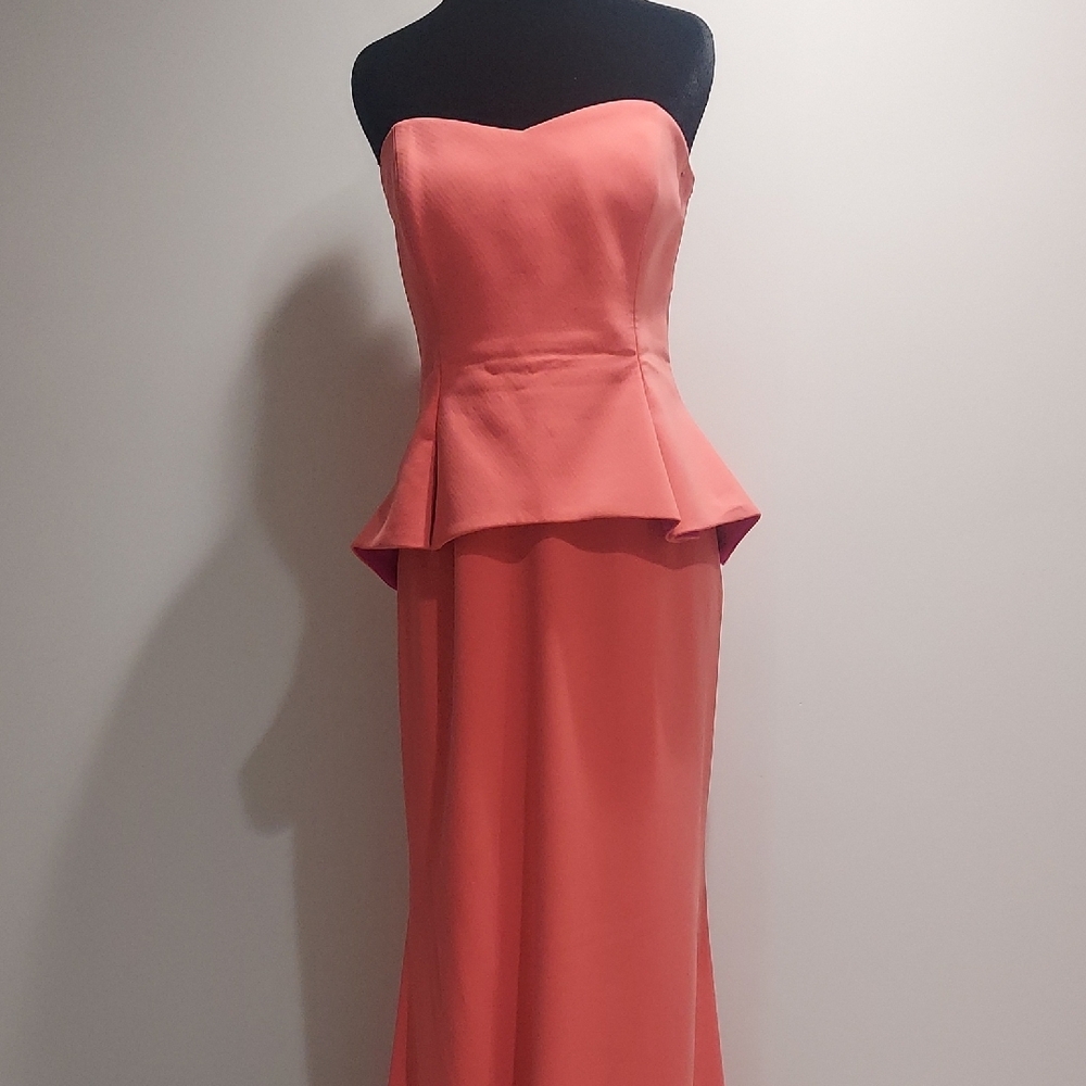 Elegant Coral Strapless Peplum Dress